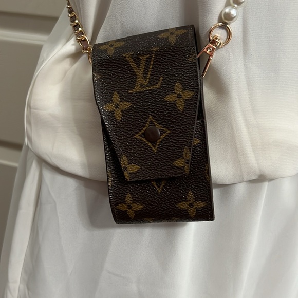 Authentic Vintage Louis Vuitton Monogram Cigarette Card/Key Holder - Picture 4 of 17